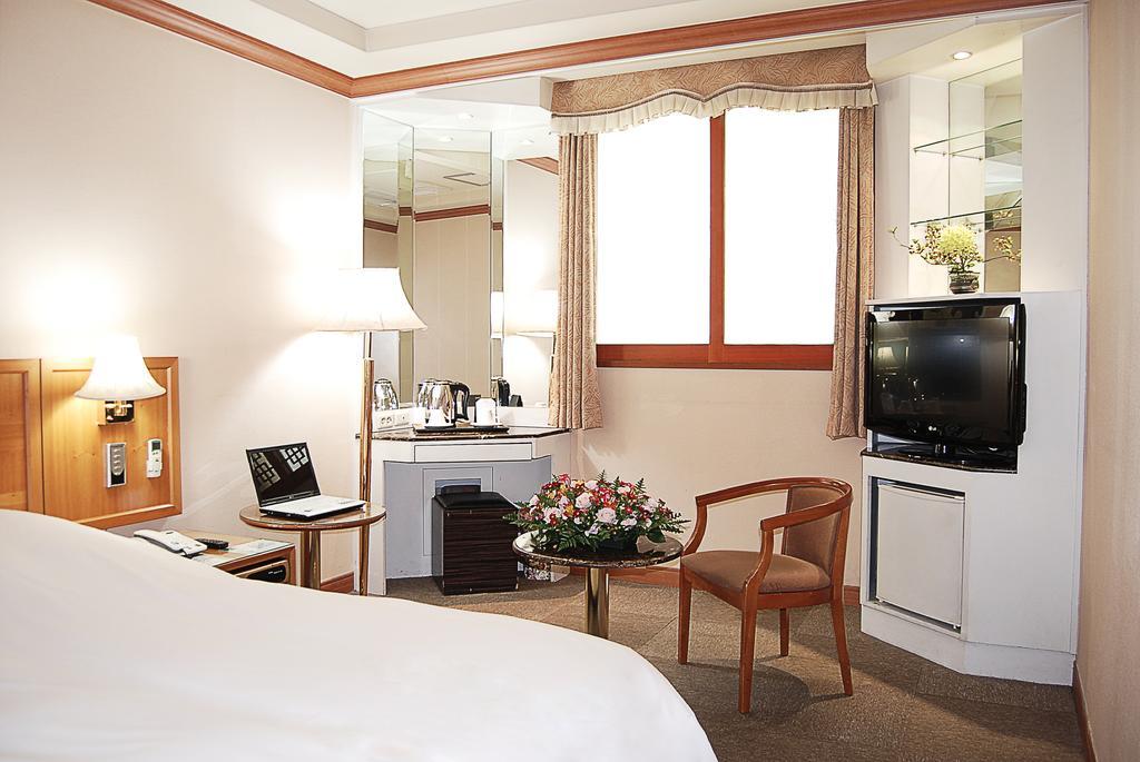 Arirang Tourist Hotel Changwon Chambre photo